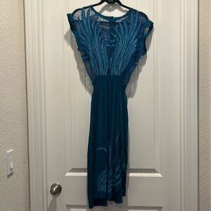 Touch of Bali Sz M peacock feather embroidered cut out Teal Turquoise Blue